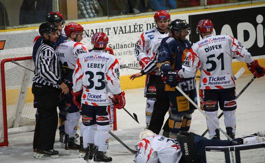 Photo hockey Coupe de France - Coupe de France : 1/16ème  : Chamonix  vs Lyon - Lyon en puissance