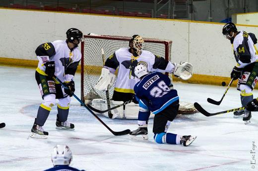 Photo hockey Coupe de France - Coupe de France : 1er tour : Marseille vs Chambéry - Un match à haute densité
