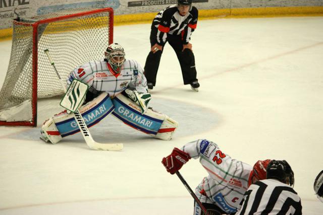Photo hockey Coupe de France - Coupe de France 1/16èmes de finale : Morzine-Avoriaz vs Mont-Blanc - Des Pingouins laborieux