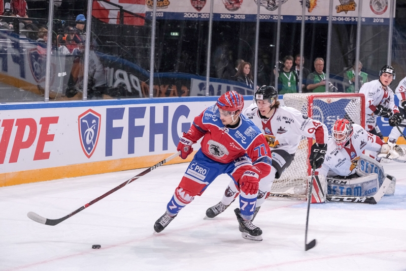 Photo hockey Coupe de France - Coupe de France 1/2 Finale : Lyon vs Chamonix  - Le Roi Lyon défendra sa couronne