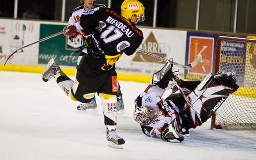Photo hockey Coupe de la Ligue ARCHIVES - CDL 1/8 - 5ème journée : Strasbourg  vs Neuilly/Marne - A nouveau dans le bon sens