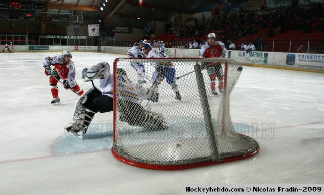Photo hockey Coupe de la Ligue ARCHIVES - Coupe de la Ligue  : 1/8 3ème journée : Briançon  vs Villard-de-Lans - Reportage photos de la rencontre