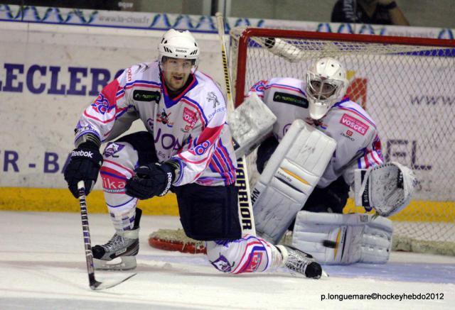 Photo hockey Coupe de la Ligue ARCHIVES - Coupe de la Ligue. : 1/8ème, 2ème journée  : Epinal  vs Amiens  - Les Dauphins dans la douleur