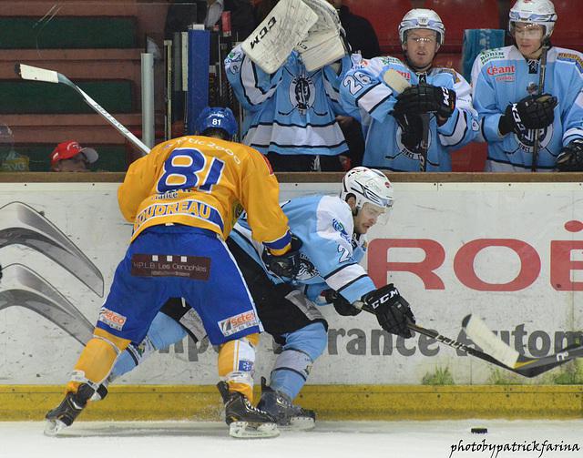 Photo hockey Coupe de la Ligue ARCHIVES - Coupe de la Ligue : 1/4 aller : Briançon  vs Dijon  - Briançon, Bernier-Kearney dépendant ?