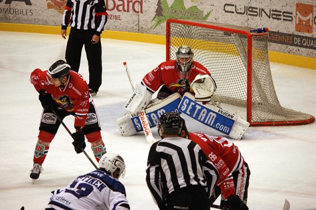 Photo hockey Coupe de la Ligue ARCHIVES - Coupe de la Ligue : 1/4 de finale, aller : Morzine-Avoriaz vs Gap  - Gap en avance au premier tour…