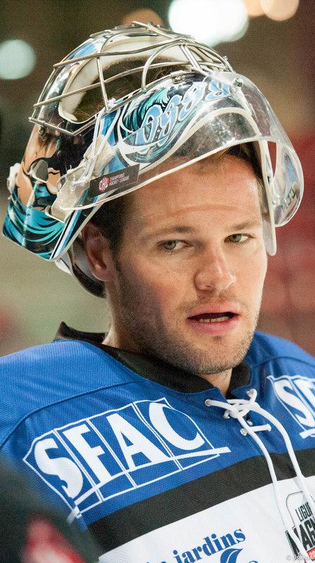 Photo hockey Coupe de la Ligue ARCHIVES - Coupe de la Ligue : 1/8 ème, 1ère journée : Gap  vs Lyon - Gap à l’attaque !