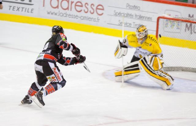 Photo hockey Coupe de la Ligue ARCHIVES - Coupe de la Ligue : 1/8 ème, 4ème journée : Amiens  vs Rouen - Amiens inflige sa première défaite à Rouen 