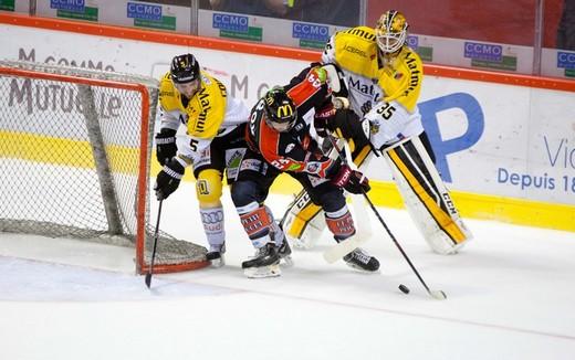 Photo hockey Coupe de la Ligue ARCHIVES - Coupe de la Ligue : 1/8 ème, 4ème journée : Amiens  vs Rouen - Amiens inflige sa première défaite à Rouen 