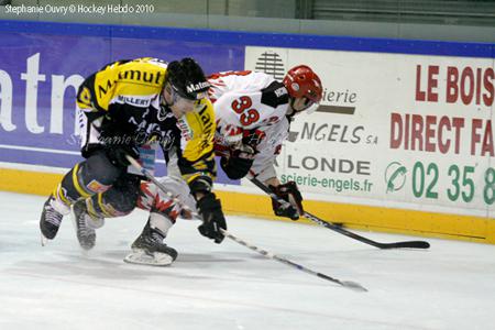 Photo hockey Coupe de la Ligue ARCHIVES - Coupe de la Ligue : 1/8ème, 3ème journée : Rouen vs Neuilly/Marne - Rouen dans la douleur