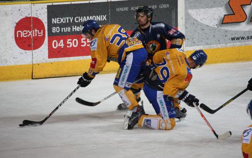 Photo hockey Coupe de la Ligue ARCHIVES - Coupe de la Ligue : 1/8ème, 4ème  journée : Chamonix  vs Dijon  - Dijon au bout du suspense