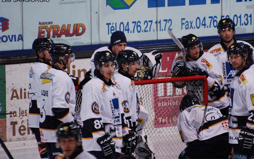 Photo hockey Coupe de la Ligue ARCHIVES - Coupe de la Ligue : 1/8ème, 4ème journée : Mont-Blanc vs Chamonix  - Un manque de réussite