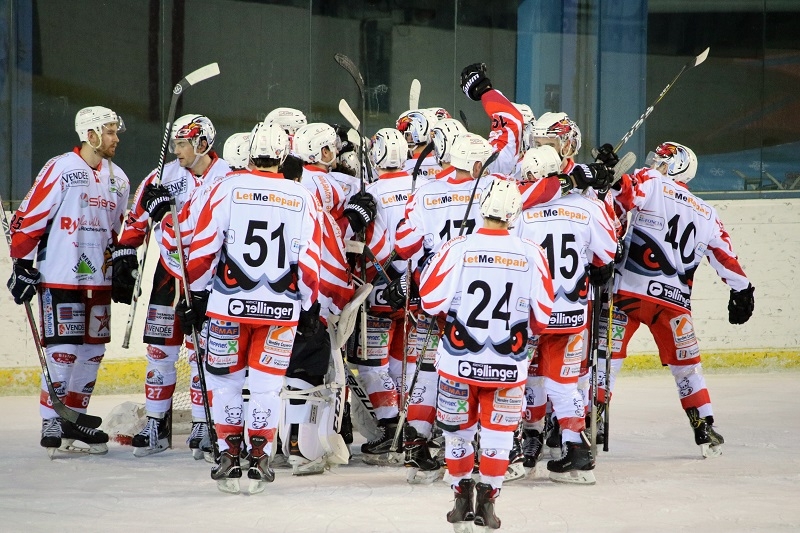 Photo hockey Division 1 -  : Mont-Blanc vs La Roche-sur-Yon - D1 : Un HOGLY plus réaliste
