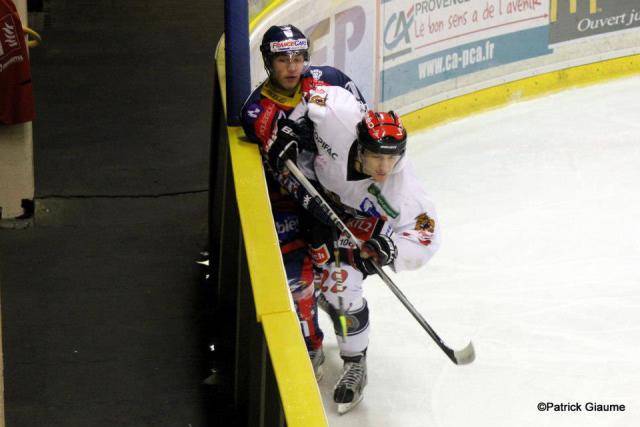 Photo hockey Division 1 - D1 : 1/4 de finale, match 1  : Nice vs Bordeaux - Les Boxers étaient plus forts