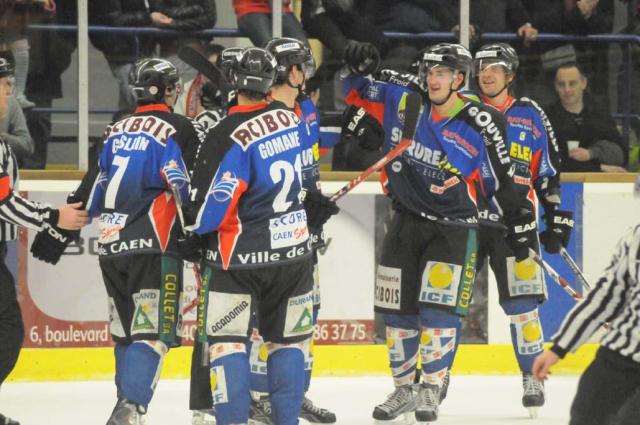 Photo hockey Division 1 - D1 : 10ème journée : Caen  vs Garges-lès-Gonesse - Deuil/Garges sombre en Normandie