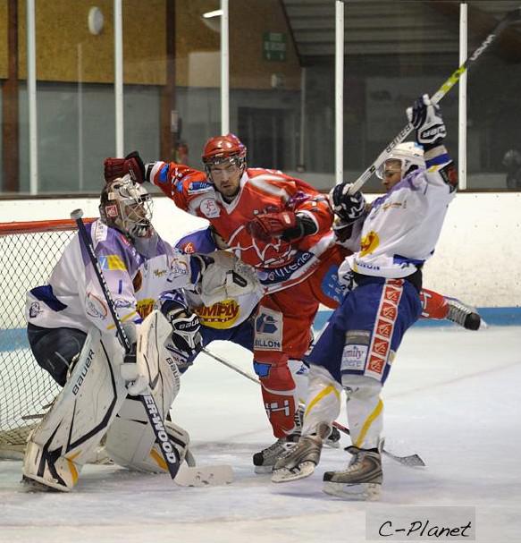Photo hockey Division 1 - D1 : 10ème journée : Valence vs Avignon - Deux points qui valent cher
