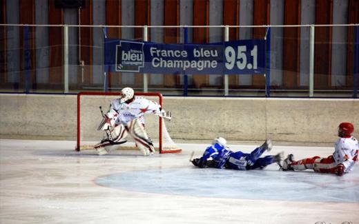 Photo hockey Division 1 - D1 : 11ème journée : Reims vs Amnéville - D1 : Et Zorro est arrivé !