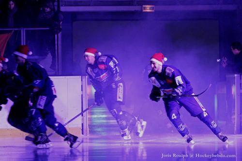 Photo hockey Division 1 - D1 : 14ème journée : Montpellier  vs Lyon - Une belle partie de hockey sur glace !