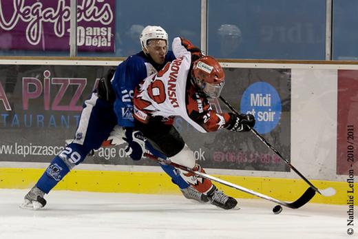 Photo hockey Division 1 - D1 : 14ème journée : Montpellier  vs Neuilly/Marne - Le holp-up parfait