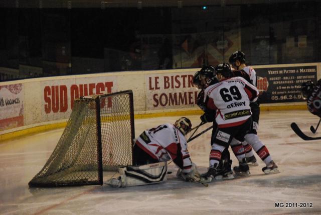 Photo hockey Division 1 - D1 : 16ème journée : Bordeaux vs Mulhouse - A peu de chose près...