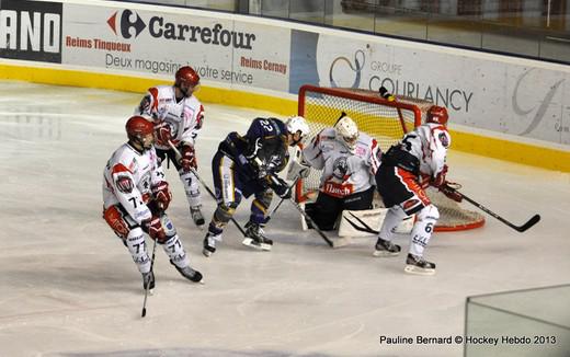 Photo hockey Division 1 - D1 : 16ème journée : Reims vs Lyon - Lyon frappe un grand coup