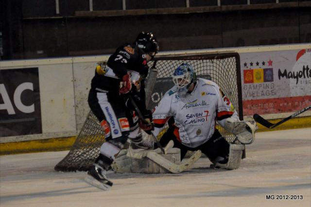 Photo hockey Division 1 - D1 : 17ème journée : Bordeaux vs Amnéville - Bordeaux sans aucune concession