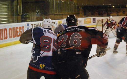 Photo hockey Division 1 - D1 - 19ème journée : Bordeaux vs Reims* - Veine résistance !
