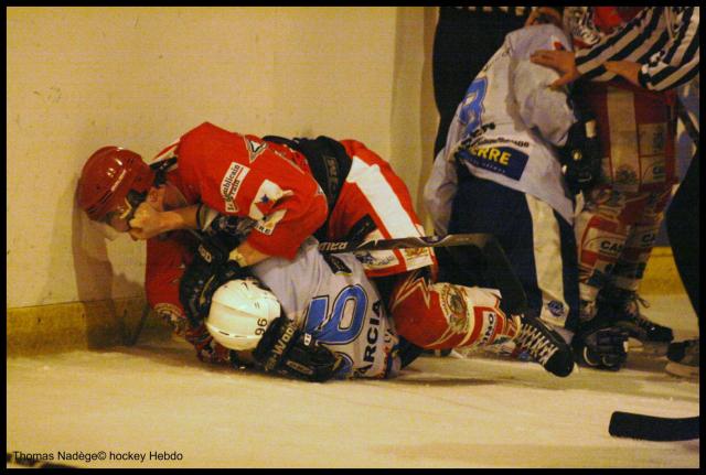 Photo hockey Division 1 - D1 : 20ème journée : Amnéville vs Montpellier  - Vingt minutes de trop...