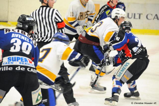 Photo hockey Division 1 - D1 - 20ème journée : Caen  vs Garges-lès-Gonesse - Victoire normande