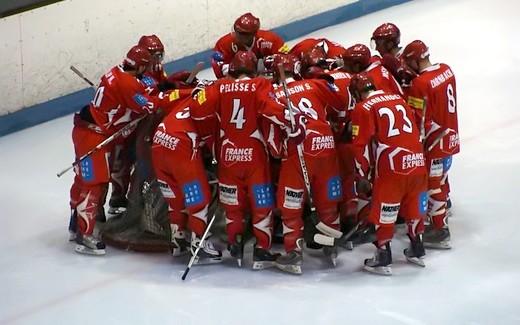 Photo hockey Division 1 - D1 : 21ème journée : Valence vs Amnéville - Signé Fiser ! 