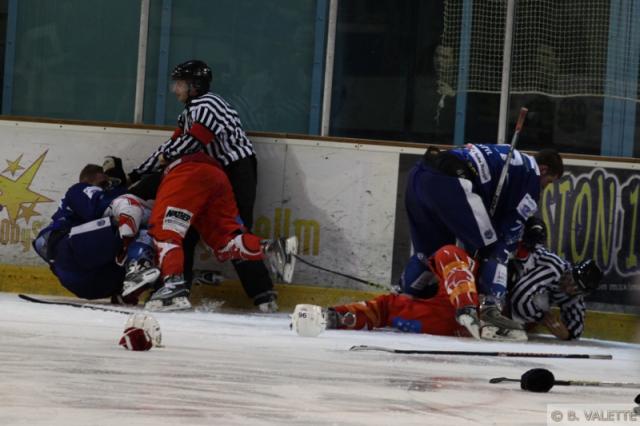 Photo hockey Division 1 - D1 : 22ème journée : Montpellier  vs Valence - L