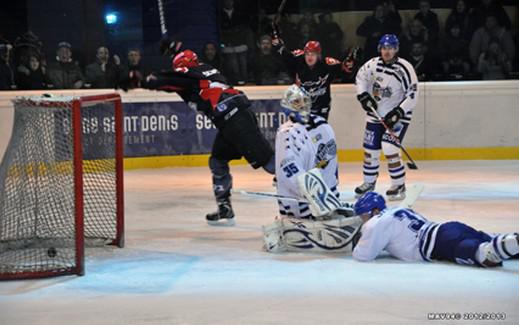 Photo hockey Division 1 - D1 : 22ème journée : Neuilly/Marne vs Brest  - Le courage des Bisons