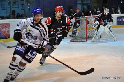 Photo hockey Division 1 - D1 : 22ème journée : Neuilly/Marne vs Brest  - Le courage des Bisons