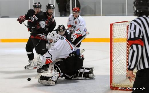 Photo hockey Division 1 - D1 : 22ème journée : Toulouse-Blagnac vs Mont-Blanc - Les Bélougas relèvent la tête !