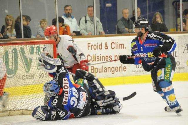Photo hockey Division 1 - D1 : 2ème journée : Caen  vs Cergy-Pontoise - Un Caen affamé...
