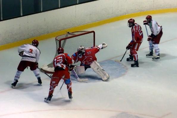 Photo hockey Division 1 - D1 : 2ème journée : Valence vs Courbevoie  - Les Coqs mangent du Lynx