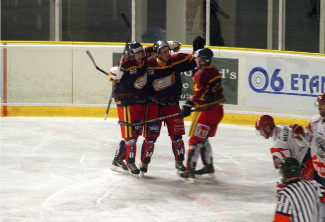 Photo hockey Division 1 - D1 : 2ème journée : Nice vs Lyon - D1 : Nice au finish