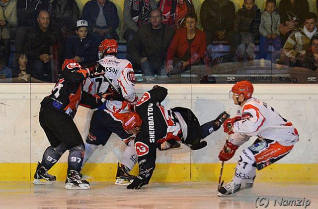 Photo hockey Division 1 - D1 : 4ème journée : Neuilly/Marne vs Lyon - Les Bisons en rodage