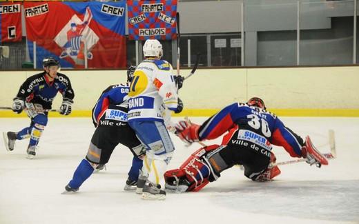 Photo hockey Division 1 - D1 - 6ème journée : Caen  vs Avignon - sur le fil...