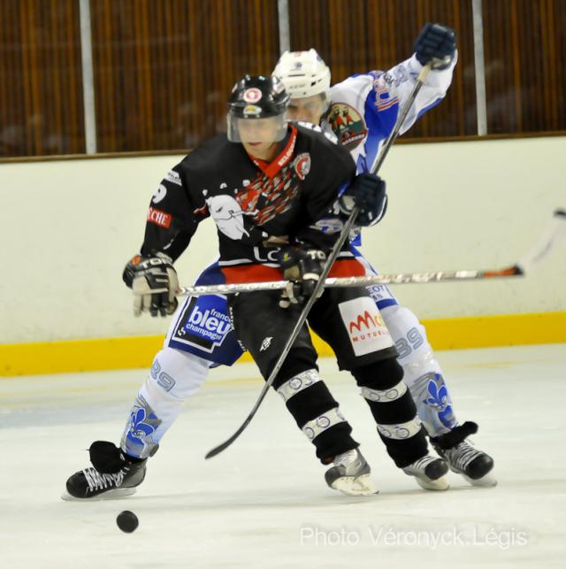 Photo hockey Division 1 - D1 : 6ème journée : Toulouse-Blagnac vs Reims - Duel de gardiens