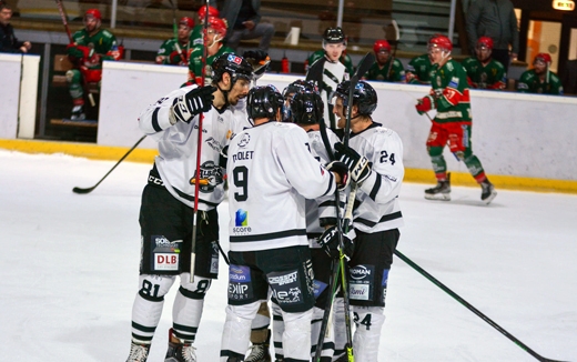 Photo hockey Division 1 - Division 1 - 1/2 de Finale match 3 : Mont-Blanc vs Brest  - Brest sonne le glas Yéti