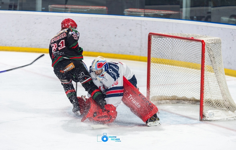 Photo hockey Division 1 - Division 1 - 1/4 de Finale - Match 3 : Mont-Blanc vs Caen  - Caen prend le 2ème point