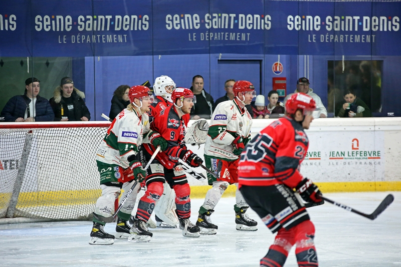 Photo hockey Division 1 - Division 1 - 1/4 de Finale match 4 : Neuilly/Marne vs Mont-Blanc - Mont-Blanc dans le dernier carré !