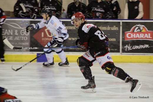Photo hockey Division 1 - Division 1 : 11ème journée : Cholet  vs Tours  - Les Dogs passent les Remparts