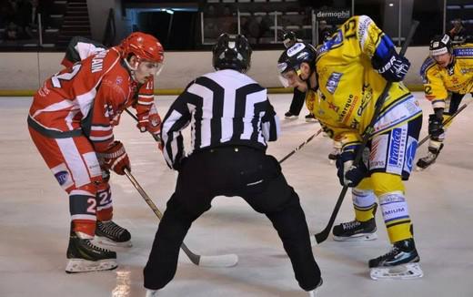 Photo hockey Division 1 - Division 1 : 11ème journée : Courbevoie  vs Dunkerque - Un match à oublier pour les Coqs. 