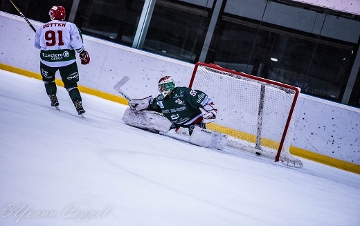 Photo hockey Division 1 - Division 1 : 11ème journée : Mont-Blanc vs Cergy-Pontoise - Cergy trône, Mont-Blanc très loin du compte...