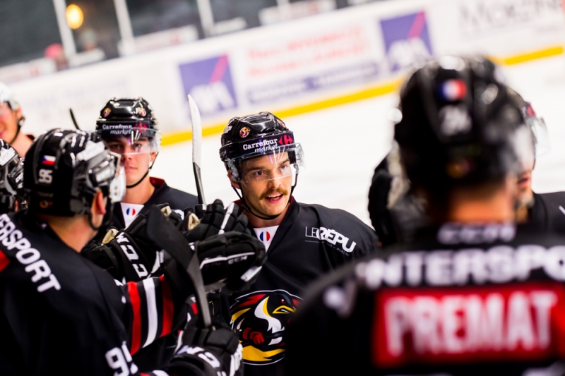 Photo hockey Division 1 - Division 1 : 11ème journée : Morzine-Avoriaz vs Neuilly/Marne - C