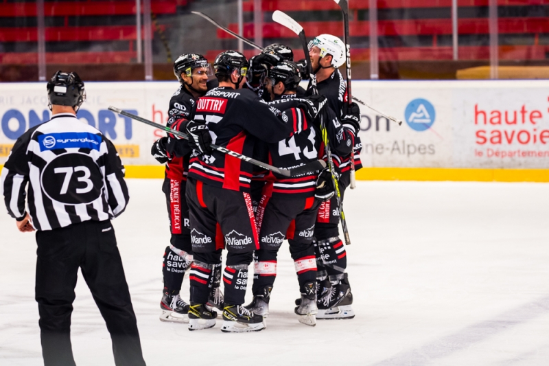 Photo hockey Division 1 - Division 1 : 11ème journée : Morzine-Avoriaz vs Neuilly/Marne - C