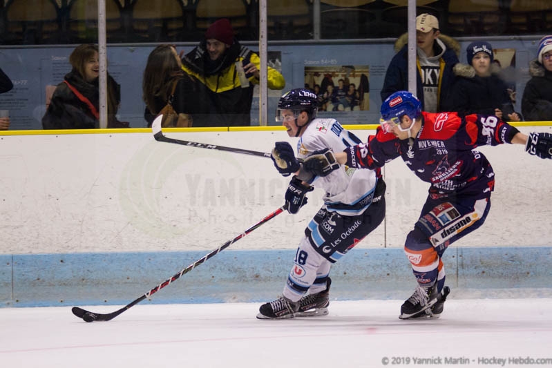 Photo hockey Division 1 - Division 1 : 12ème journée : Clermont-Ferrand vs Tours  - Clermont enfin une victoire à domicile