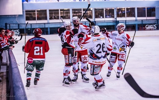 Photo hockey Division 1 - Division 1 : 12ème journée : Mont-Blanc vs La Roche-sur-Yon - La Roche ensevelit le Yéti