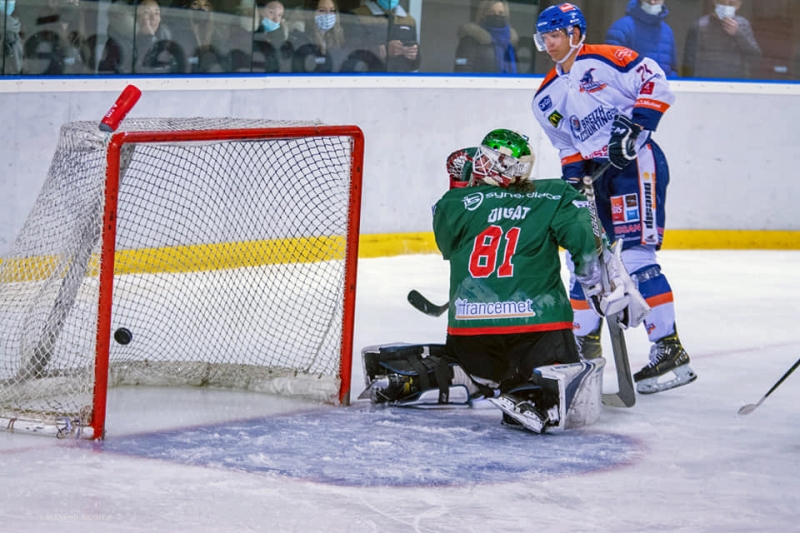 Photo hockey Division 1 - Division 1 : 13ème journée : Mont-Blanc vs Clermont-Ferrand - Mont-Blanc sérieux de bout en bout